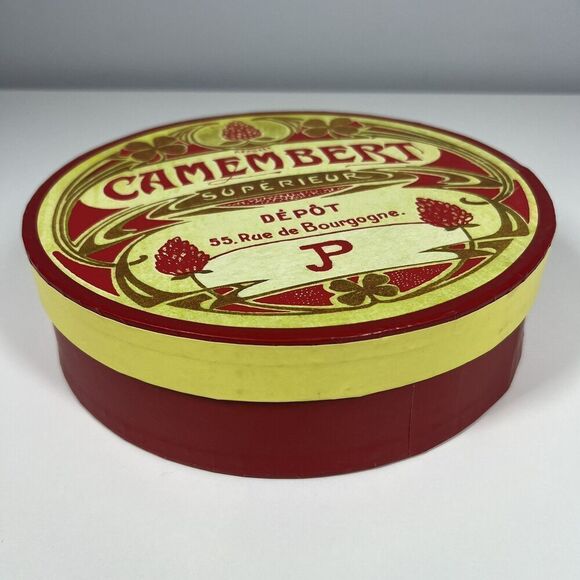 Vintage BIA Cordon Bleu Boxed Set of 4 8" Plates Advertising for French cheese - Picture 3 of 9